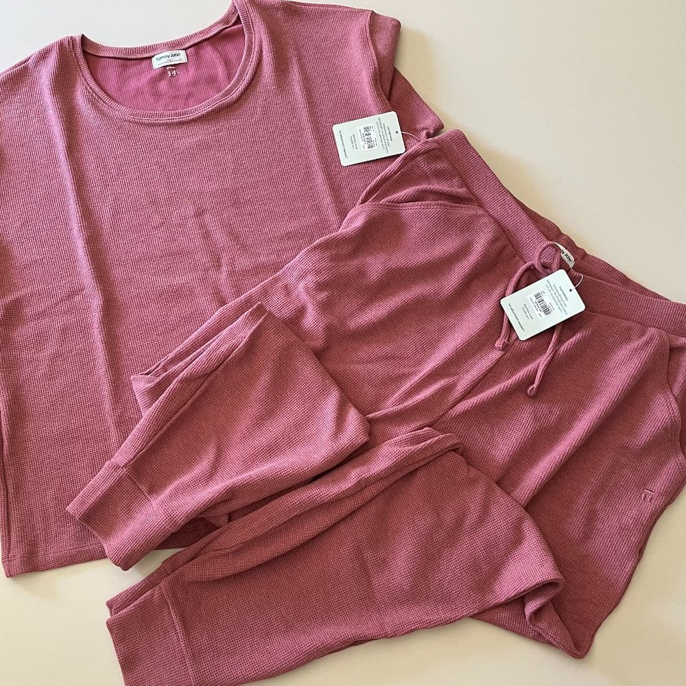 Tommy John Zen Waffle Tee and Jogger Set